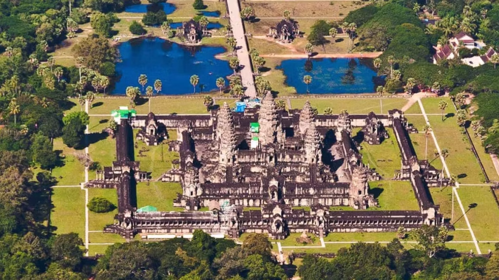 Angkor Small Circuit vs Grand Circuit — Which Route?