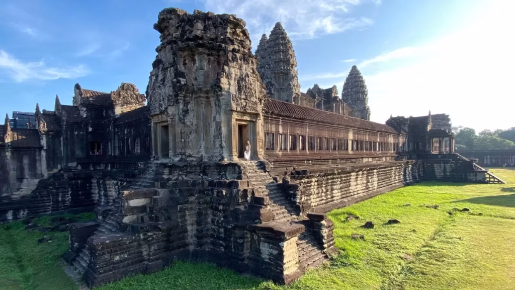 How to Get to Angkor Wat from Siem Reap