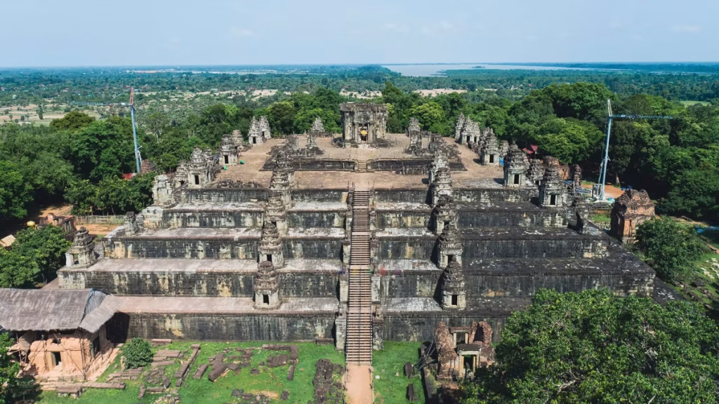 Phnom Bakheng — Angkor's Best Sunset Temple (Complete Guide)