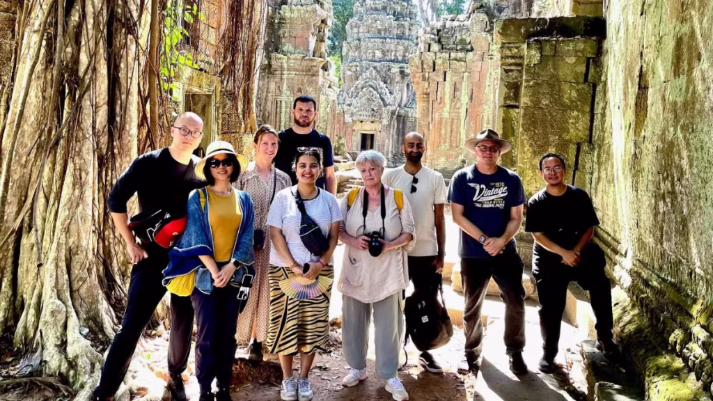 Angkor Wat Dress Code — What to Wear